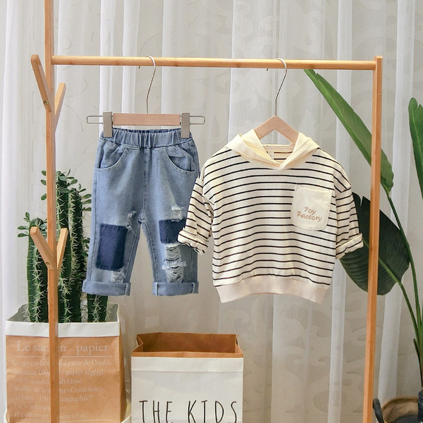 Casual  παιδικό ριγέ φούτερ  με κουκούλα για τα αγόρια