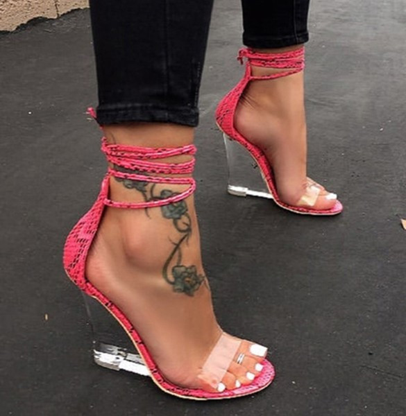 Model NOU de pantofi de dama cu toc cu sireturi si model animal in mai multe culori