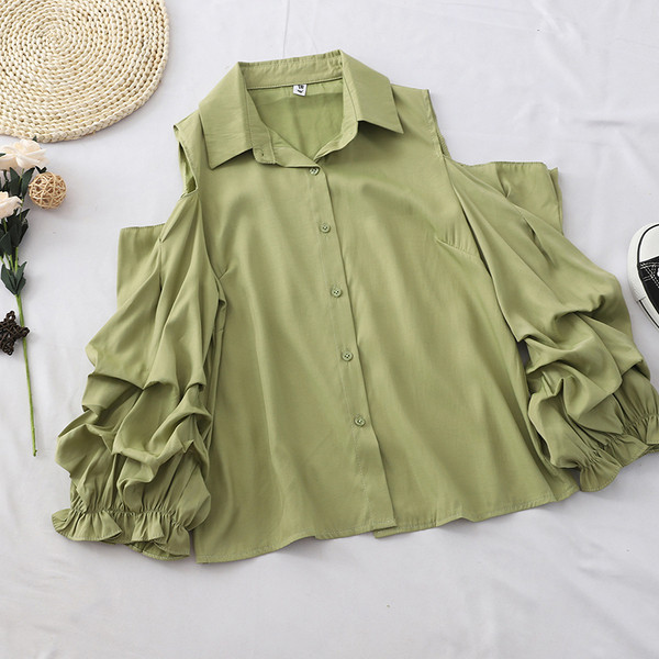 Cămașă modernă de damă cu umerii deschiși și nasturi în mai multe culori