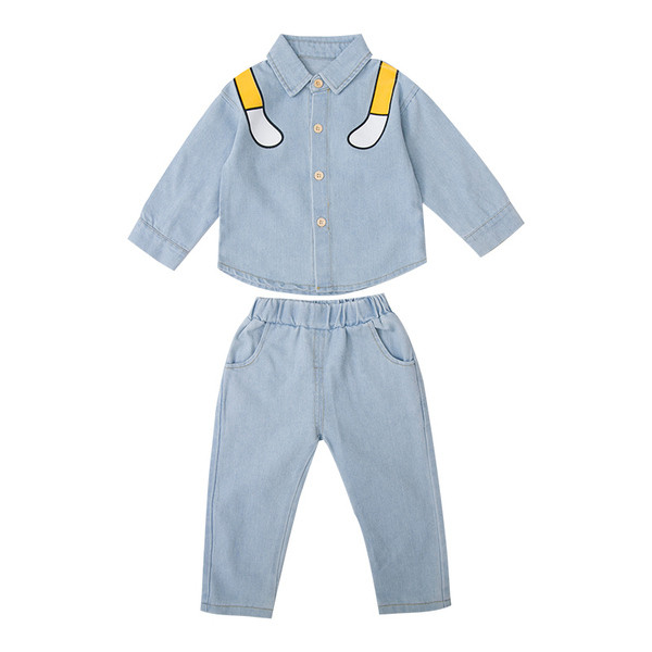 Actual set pentru copii din doua piese camasa + blugi cu aplicatie in albastru