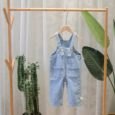 Gyermek farmer overall fiúknak kék színű zsebekkel és gombokkal
