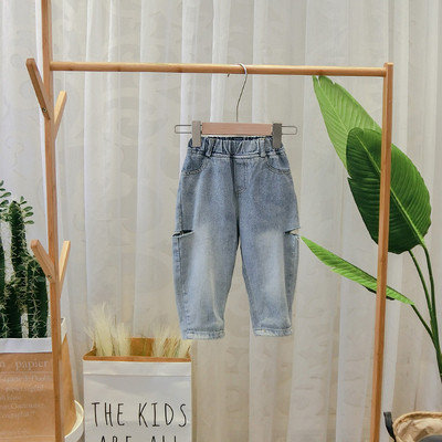 Gyermek farmernadrág új modellje szakadt motívumokkal fiúknak kék színben