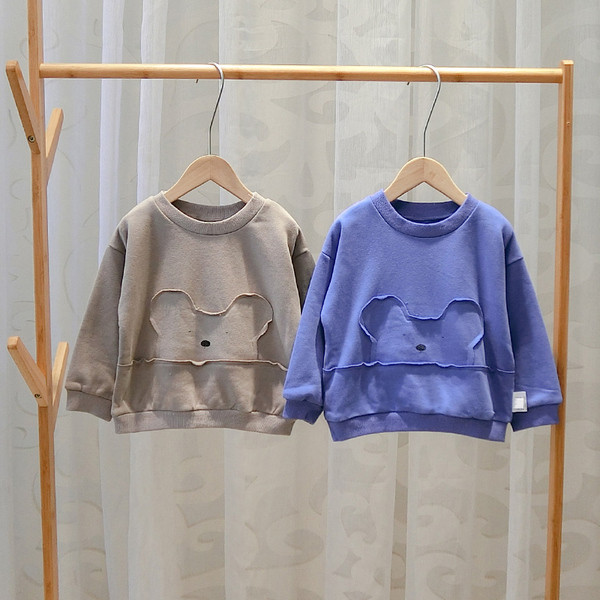 Modern, O-nyakú gyerekblúz fiúknak három színben