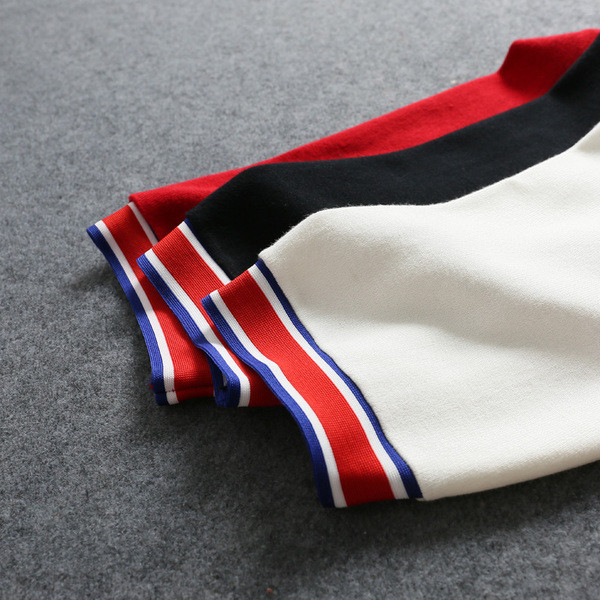 Női modern kétrészes szett három színben