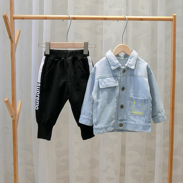 Jachetă de blugi pentru copii modernă pentru băieți cu buzunare în albastru