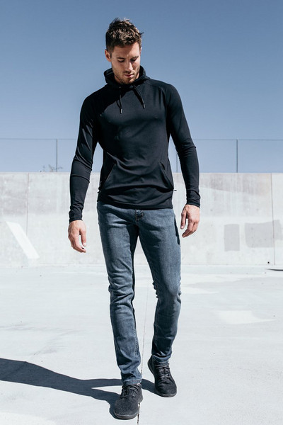 Hanorac barbatesc cu buzunare si gluga in mai multe culori