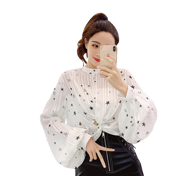 Aktuális női ing fehér és fekete színben, széles ujjal