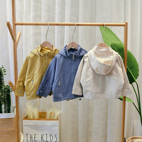 Alkalmi gyerekkabát kapucnival és cipzárral több színben fiúknak