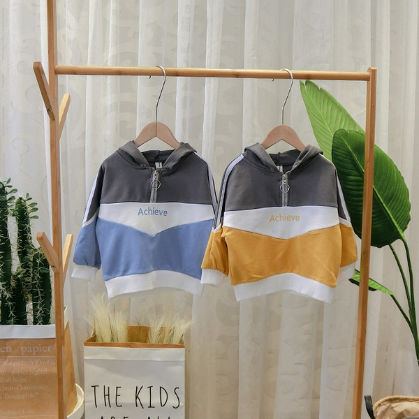 Gyerek blúz kapucnis és cipzárral több színben