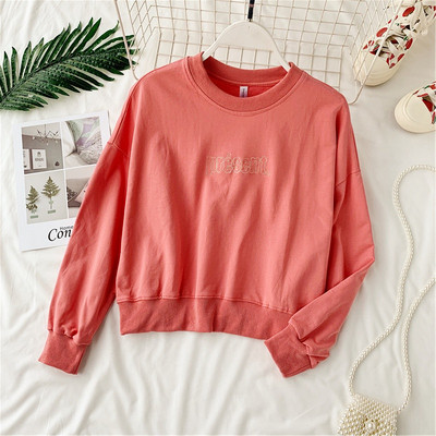 Bluză casual de damă cu mâneci lungi și inscripție - în trei culori