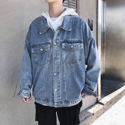 Alkalmi férfi farmerdzseki világos színű zsebekkel