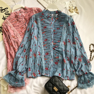 Cămașă de damă actuală cu motive florale și nasturi - în două culori