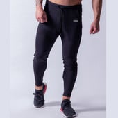 Sport férfi fehérnemű Karcsú modell két színben