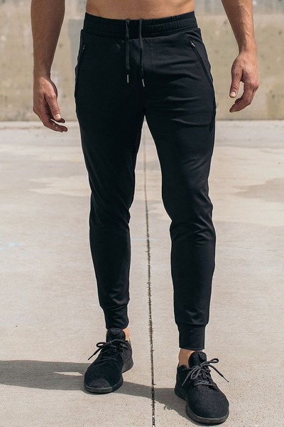 Férfi sportnadrág gumírozott derékkal és zsebekkel több színben