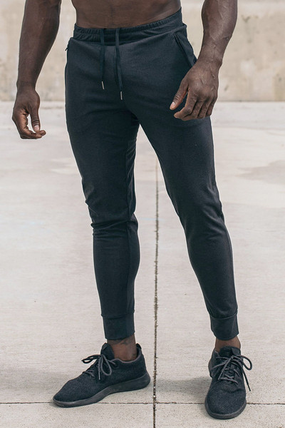 Férfi sportnadrág gumírozott derékkal és zsebekkel több színben