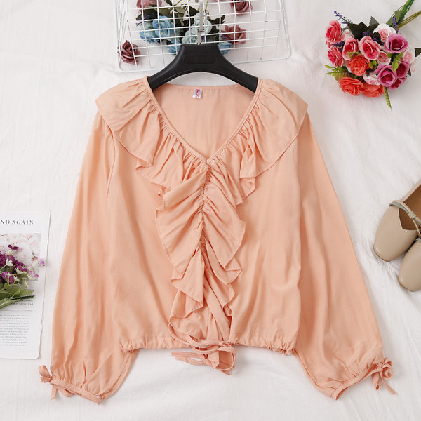 Bluză de damă modernă în cinci culori, cu decolteu în V și șireturi