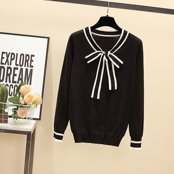 Női pulóver fekete és lila szalaggal