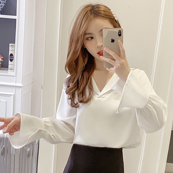 Modern női ing több színben V-nyakkal