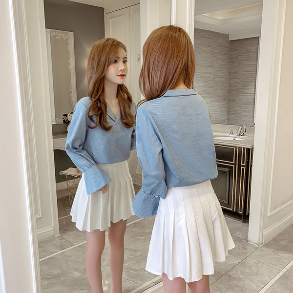 Modern női ing több színben V-nyakkal