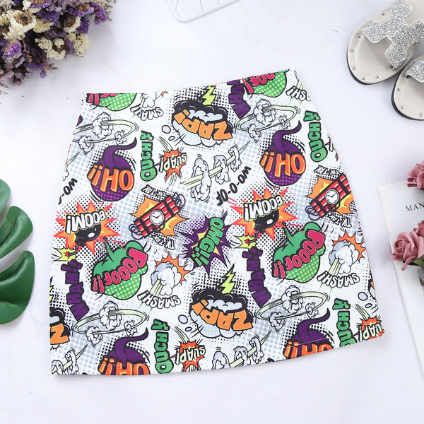 Modern női szoknya négy színben, különböző alkalmazásokkal