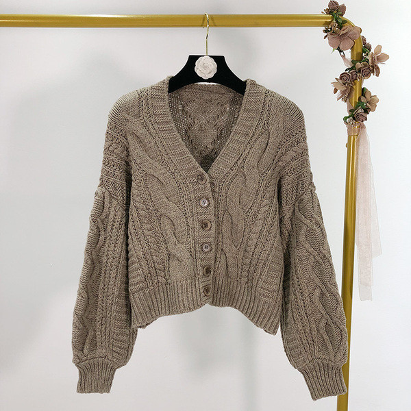 Μοντέρνα γυναικεία ζακέτα  με κουμπιά - δύο χρώματα