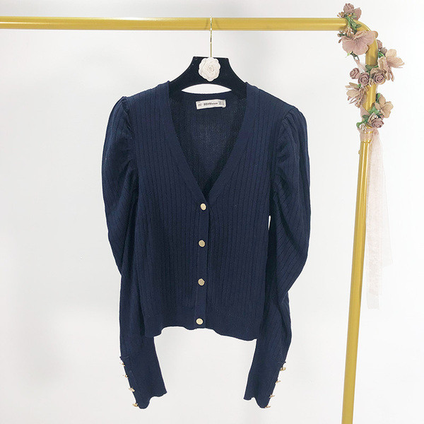 Új modell női kardigán gombokkal, kék színben