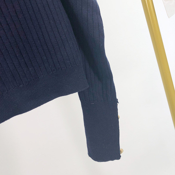 Új modell női kardigán gombokkal, kék színben