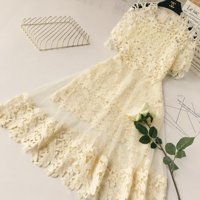 Elegáns női csipkeruha, rövid ujjal több színben