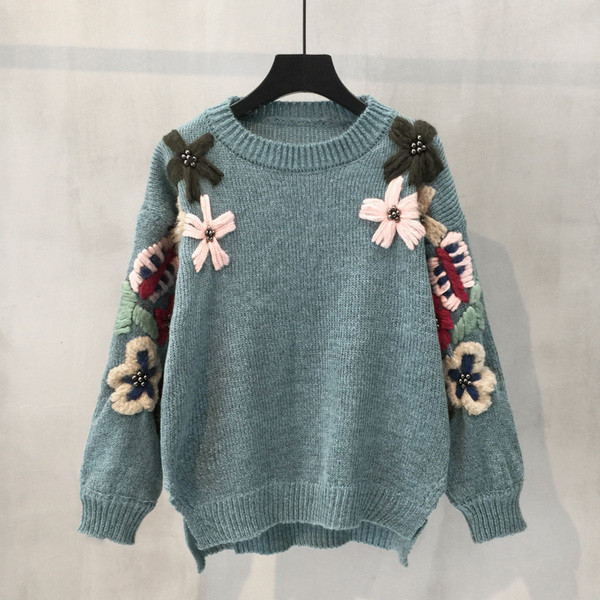 ÚJ Stílusos női pulóver színes hímzéssel, három színben