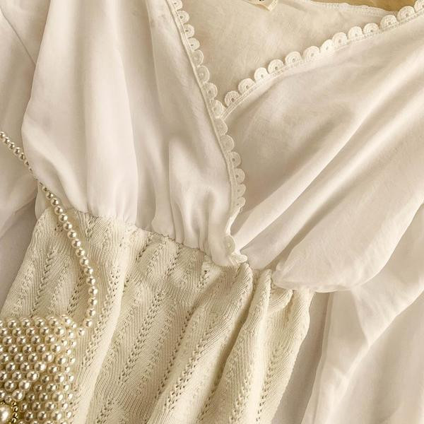 Καθημερινή  γυναικεία μπλούζα με μακρύ μανίκι σε μαύρο και άσπρο χρώμα