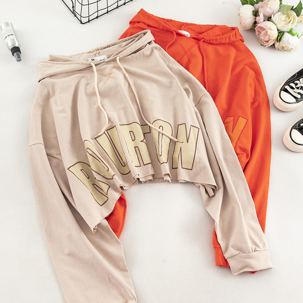 Καθημερινή  γυναικεία μπλούζα σε τρία χρώματα - με εφαρμογή και κορδόνια