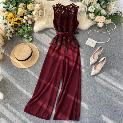 Elegáns női overál széles modell csipkével és övvel több színben