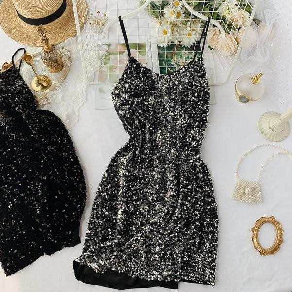 Rochie scurta de dama moderna cu paiete in negru si gri