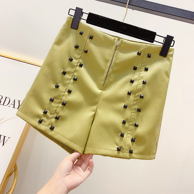 Pantaloni scurți moderni din piele de damă în trei culori