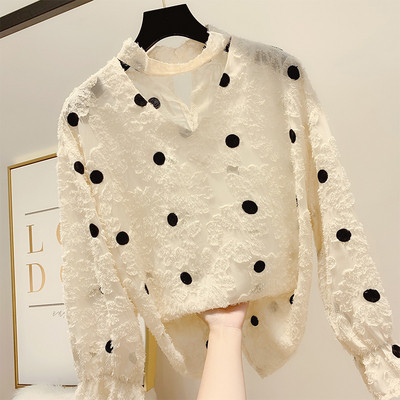 Γυναικείο πουκάμισο με δαντέλα σε τρία χρώματα