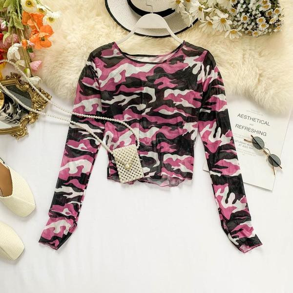 Bluză casual de damă cu decolteu O și model de camuflaj în mai multe culori