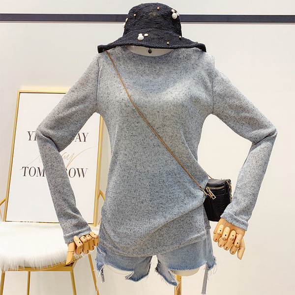 Γυναικείο πουλόβερ  σε μαύρο και γκρι χρώμα