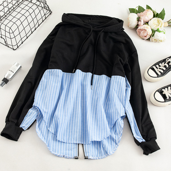 Αθλητική casual γυναικεία  μπλούζα  σε τρία χρώματα με φερμουάρ και κορδόνια