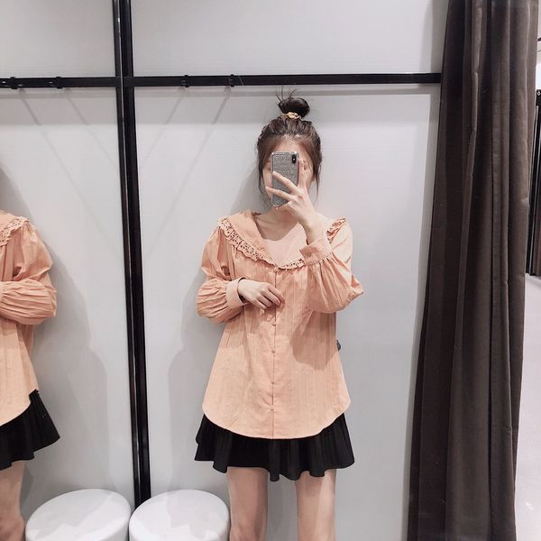 Új modell női ing gombokkal - széles modell