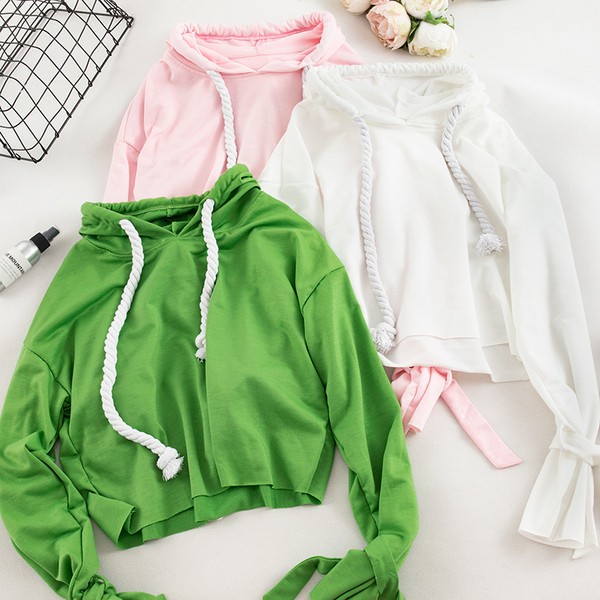 Sport-alkalmi női blúz négy színben nyakkendővel