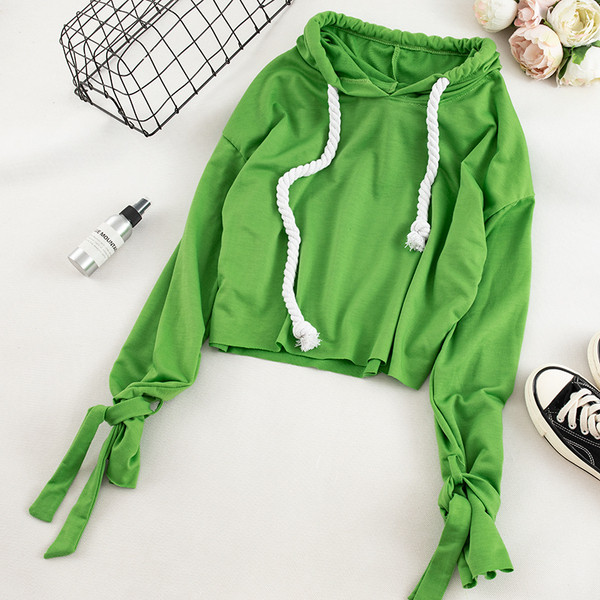 Sport-alkalmi női blúz négy színben nyakkendővel