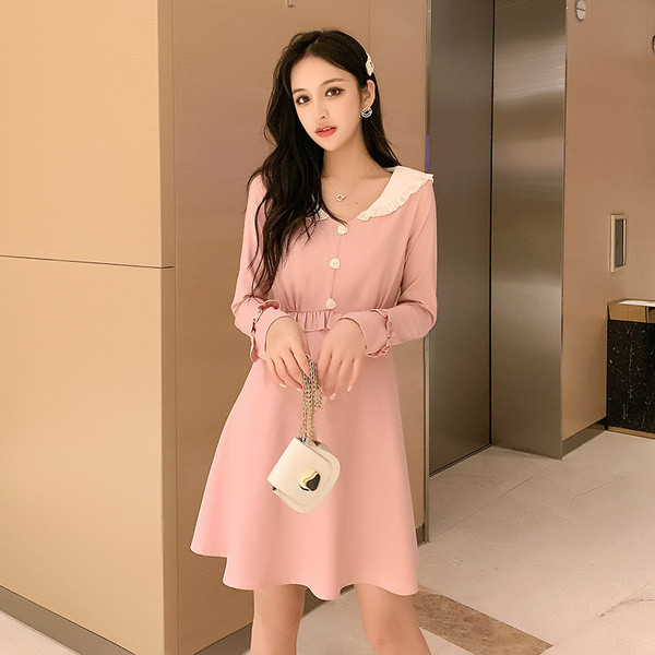 Μοντέρνο γυναικείο φόρεμα - μακρυμάνικο μοντέλο