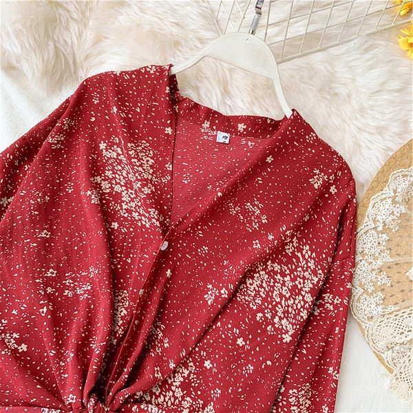 Cămașă modernă de damă cu model floral în trei culori