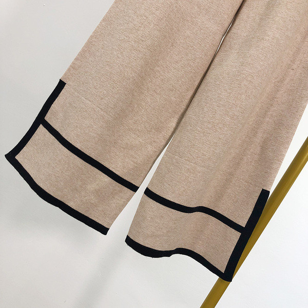 Pantaloni largi de dama din tricotat subtire cu cravate in doua culori