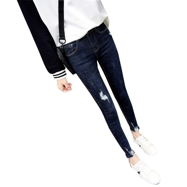 Γυναικεία casual τζιν σε σκούρο χρώμα Λεπτό μοτίβο