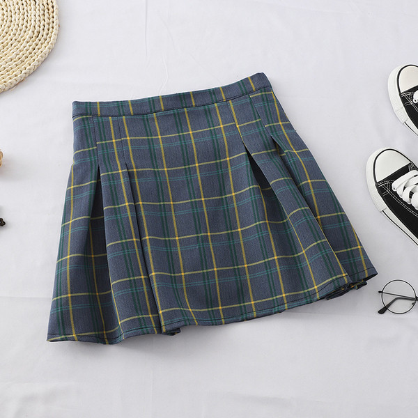 Kockás női öltöny két részben, két színben