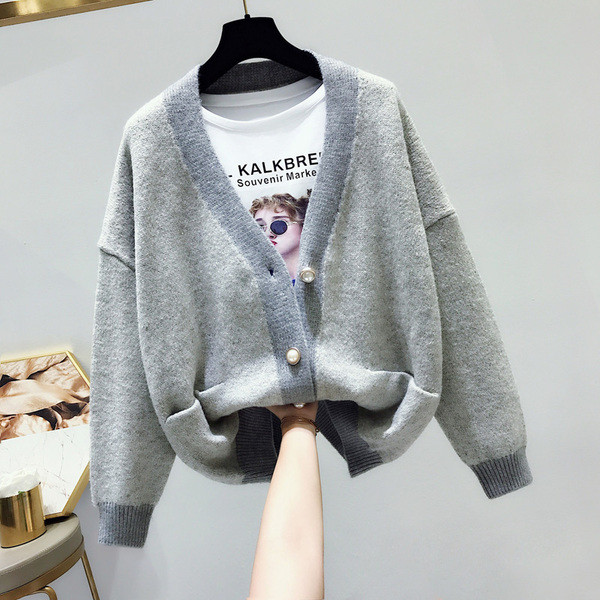 Női alkalmi mellény gombokkal és V-nyakkal