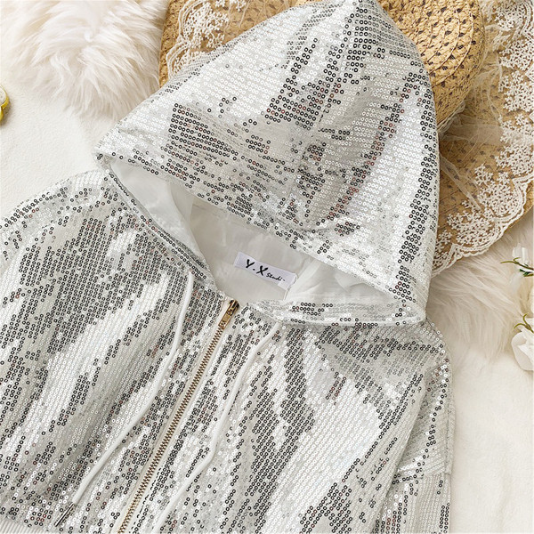 Μοντέρνο γυναικείο φούτερ με πούλιες σε τρία χρώματα