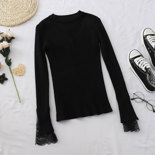 Γυναικεία μπλούζα με κομμένα κομμάτια και μανίκια δαντέλας σε διάφορα χρώματα