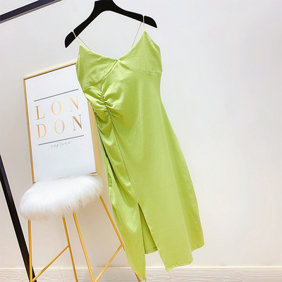 Modern női ruha vékony pántokkal több színben